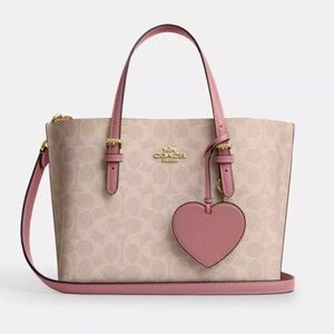Coach NWT Coach Mollie Tote Bag 25 In Signature Canvas With Heart Charm CDF03